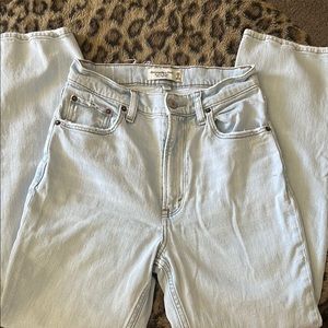 Abercrombie & Fitch the ankle Straight ultra high rise Curve love